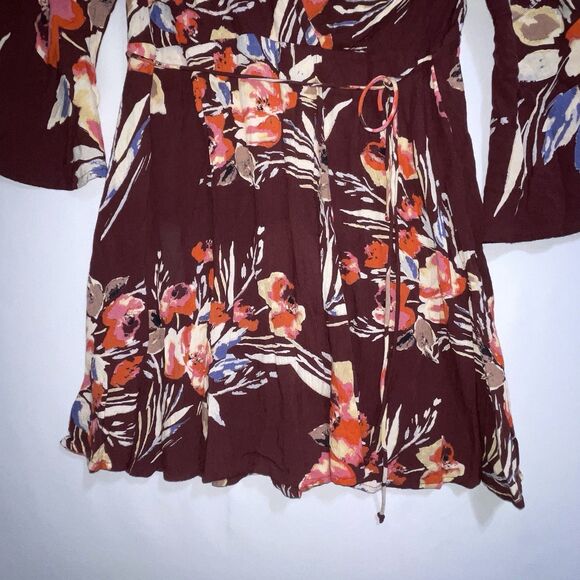BILLABONG Floral Faux Wrap Mini Dress Flare Sleeve Cutout Back Women’s Size XS - Picture 3 of 16